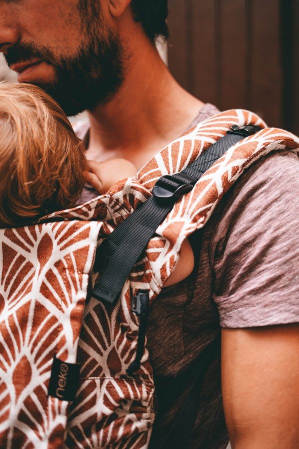 be4b93b7c5bb44d6a6a15e436a361ac7-600x900