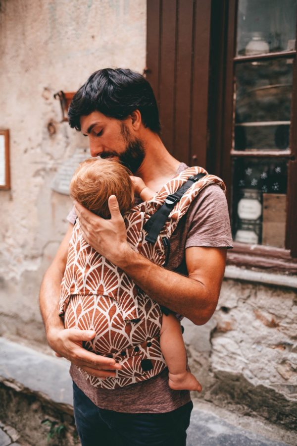 e47f5d32c96e4fa6972b612cd2cbf303-600x900